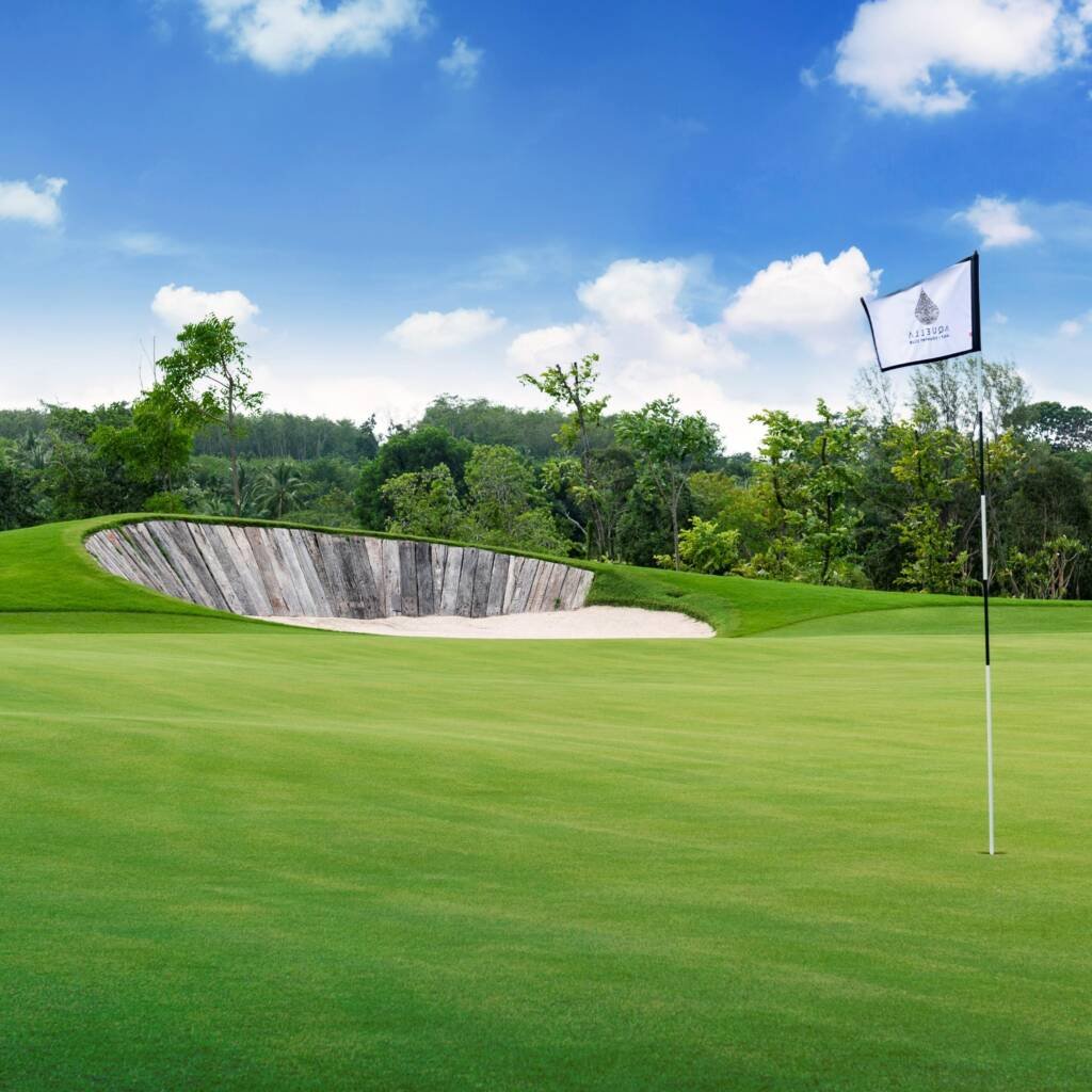 03_aquella-hole9_Square